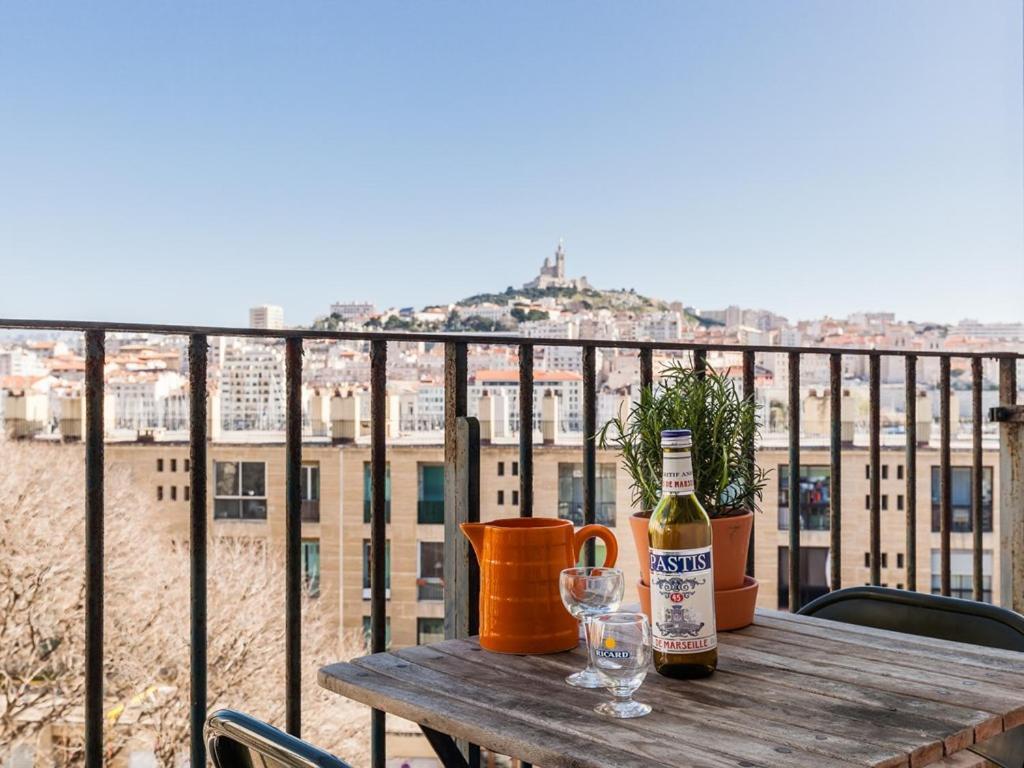 Le Ptit Jaune- Terrasse Sur Le Vieux Port Marseille Exteriér fotografie